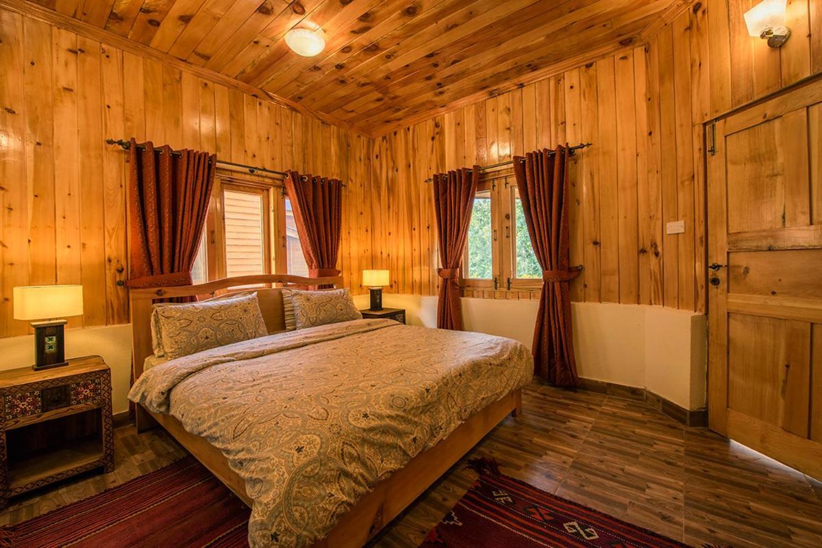 Hotel Arcadian Sprucewoods Shogran Esterno foto