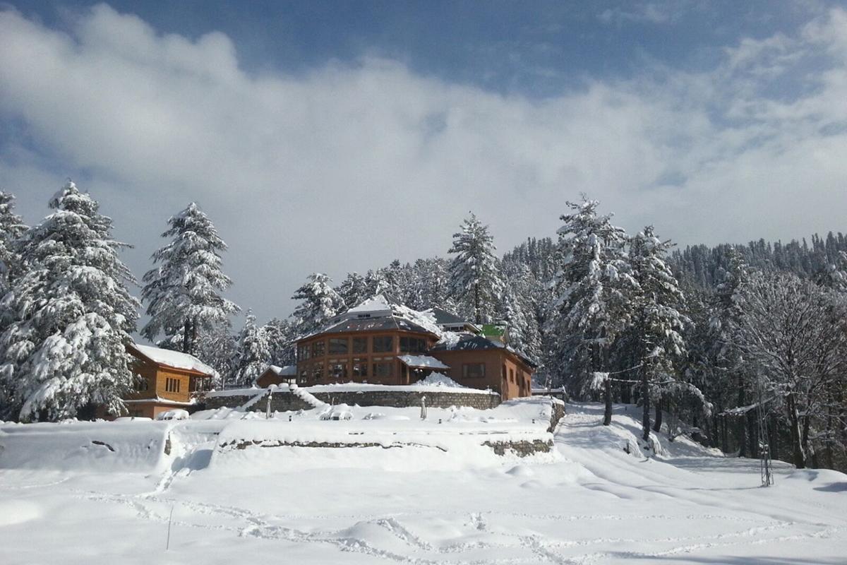 Hotel Arcadian Sprucewoods Shogran Esterno foto